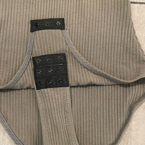 MADEWELL OLIVE GREEN BODYSUIT XS - Picture 5 of 11